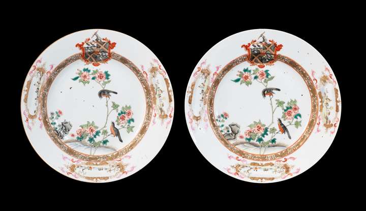 GG: Pair of Chinese armorial dinner plates, arms of Thompson quartering Beilby with Roundell in pretence